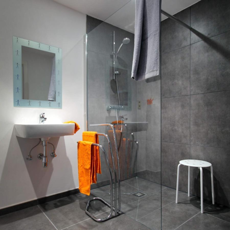 B&B Back2Front Boezinge Экстерьер фото