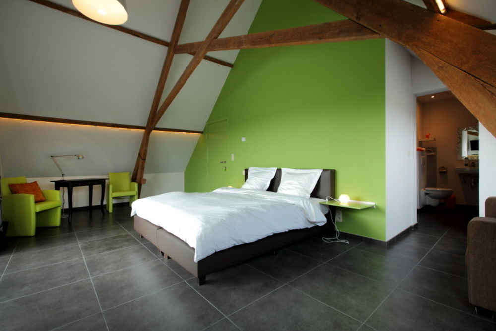 B&B Back2Front Boezinge Экстерьер фото